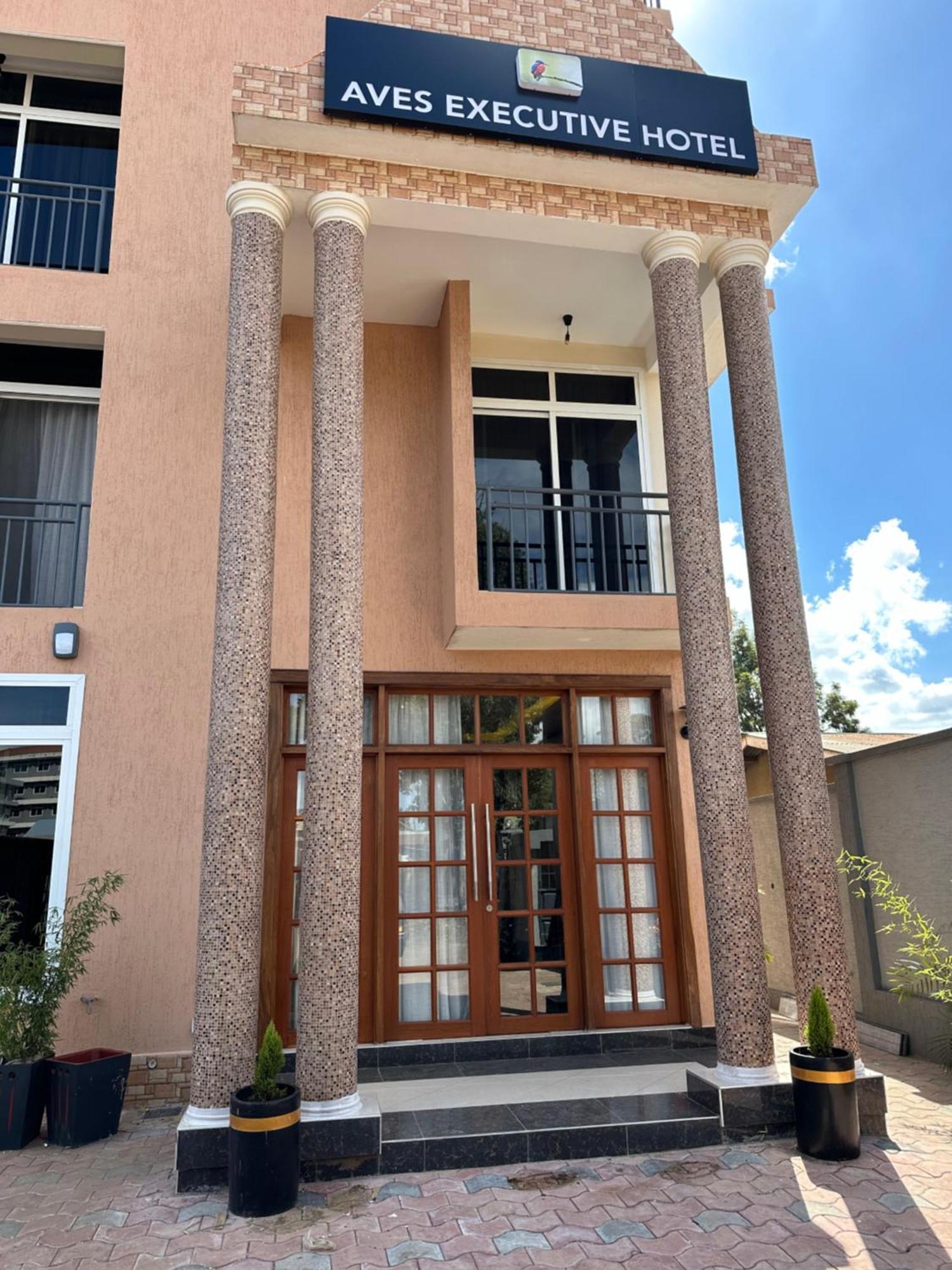 Aves Executive Hotel Arusha Exterior photo
